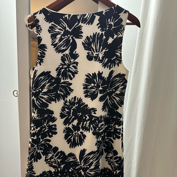 RW&CO Elle Dress - Picture 2 of 4